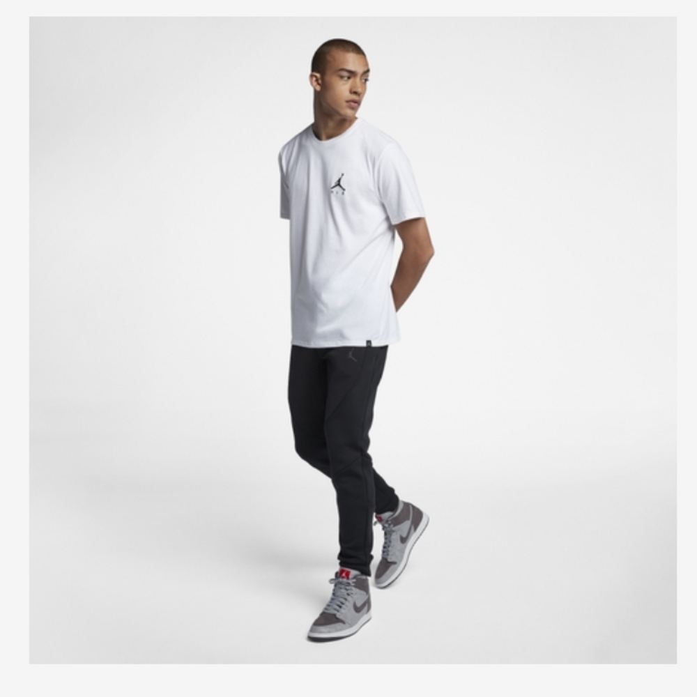 NWT Men's Jordan T-shirt - Picture 2 of 5